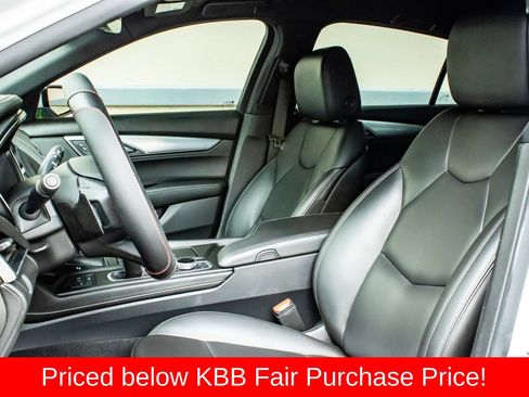 Used 2022 Cadillac CT5 Luxury RWD image 11