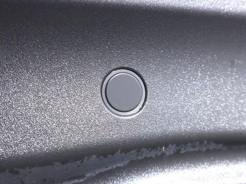 Used 2022 Ford Mustang Mach-E Select image 37