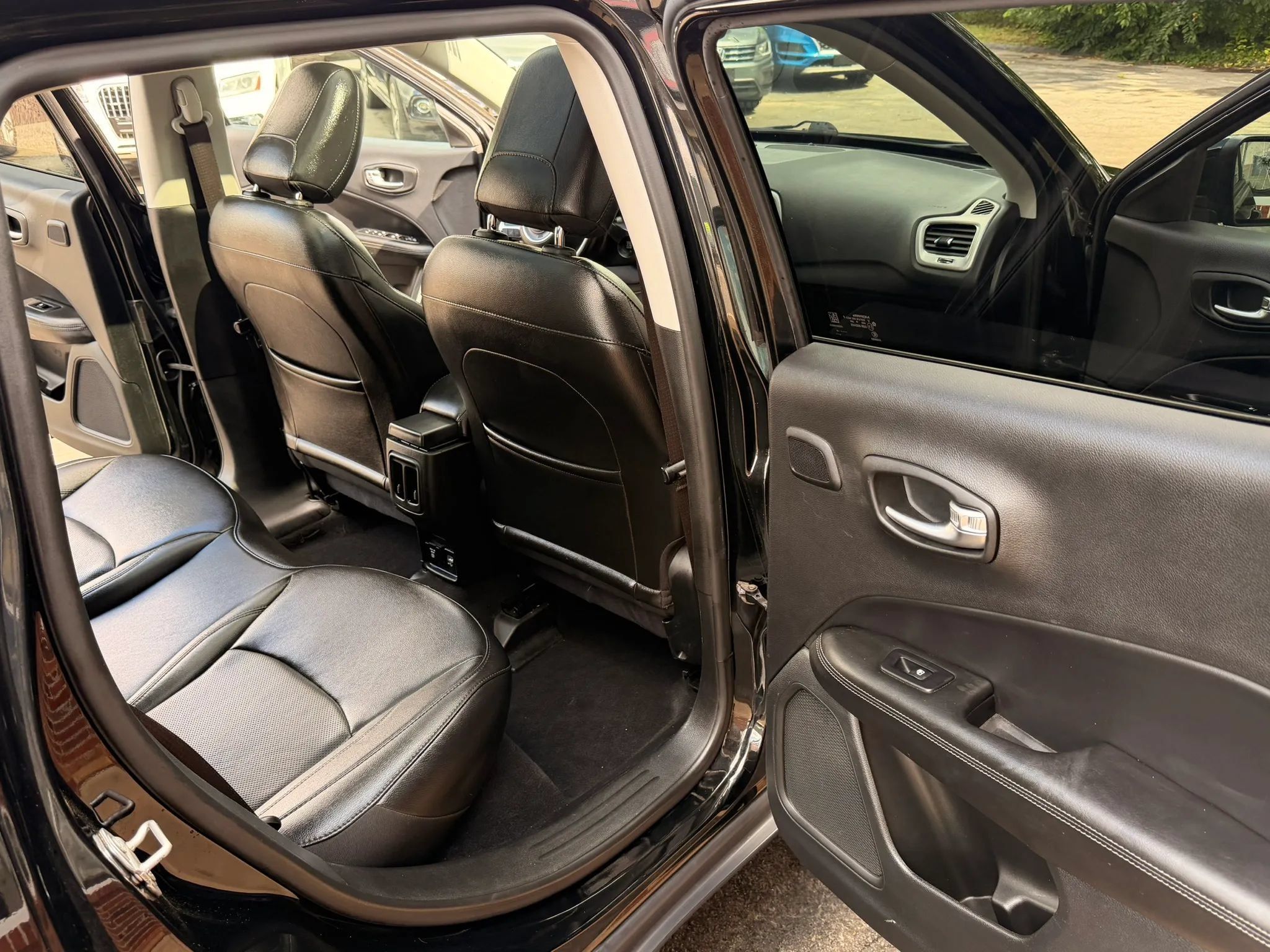 Used 2019 Jeep Compass High Altitude AWD/4WD image 13
