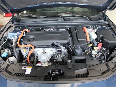 Certified 2025 Honda Accord EX-L image 6