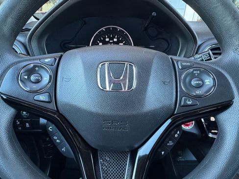 Used 2022 Honda HR-V EX image 16