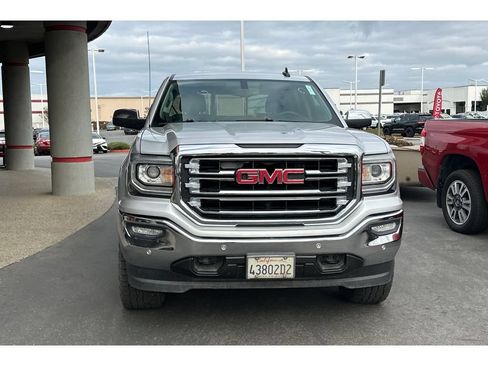 Used 2017 GMC Sierra 1500 SLT w/ SLT Premium Package AWD/4WD image 3