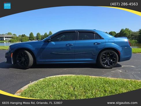 Used 2020 Chrysler 300 S w/ 300S Premium Group 2 RWD image 2