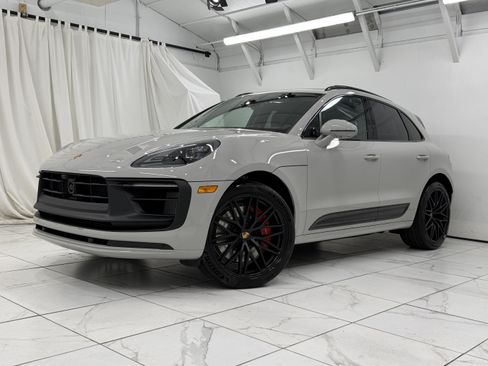 New 2026 Porsche Macan GTS AWD/4WD image 6