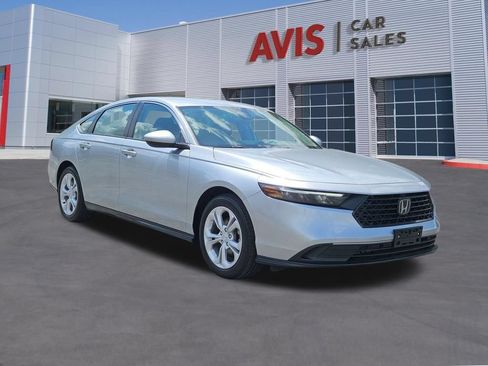 Used 2025 Honda Accord LX image 3