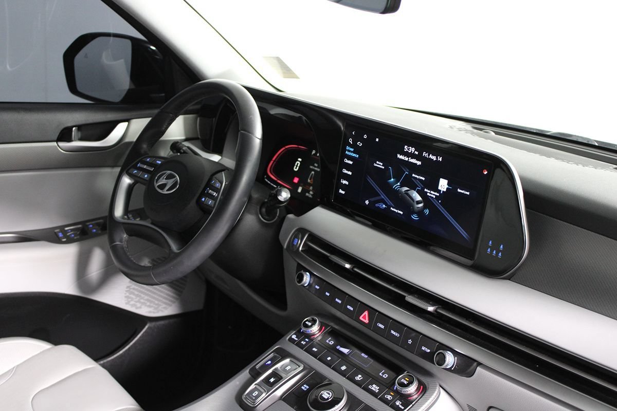 Used 2025 Hyundai Palisade SEL FWD image 22