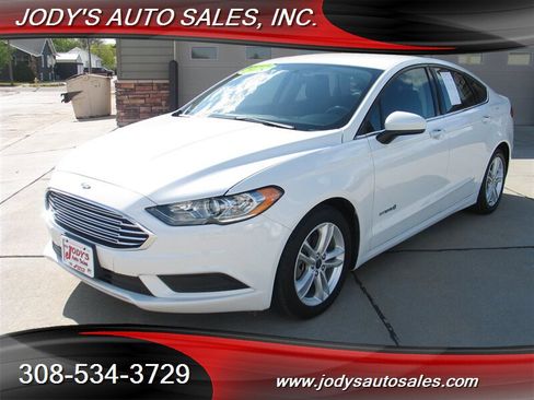 Used 2018 Ford Fusion SE FWD image 27
