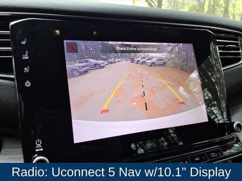 Used 2024 Jeep Wagoneer Series III image 3