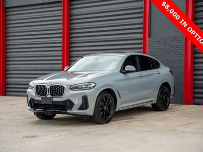 Used 2022 BMW X4 xDrive30i w/ M Sport Package 2