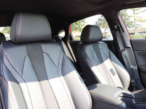 Used 2026 Acura Integra A-Spec image 12