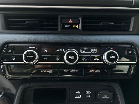 Used 2025 Honda Pilot EX-L image 26