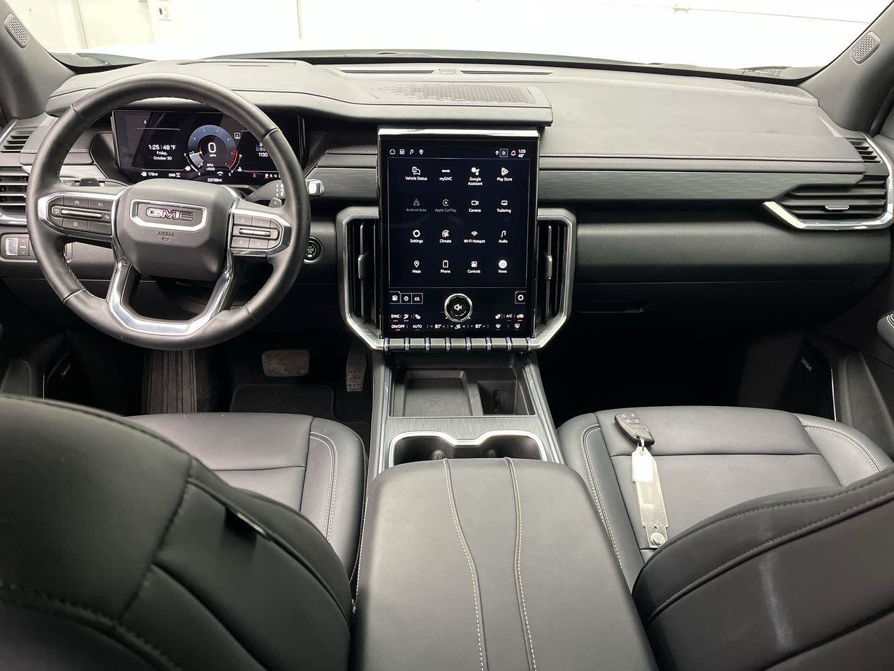 Certified 2026 GMC Acadia Elevation w/ Elevation Premium Package AWD/4WD image 16
