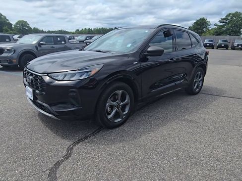 Certified 2023 Ford Escape ST-Line w/ Tech Pack #1 AWD/4WD image 15