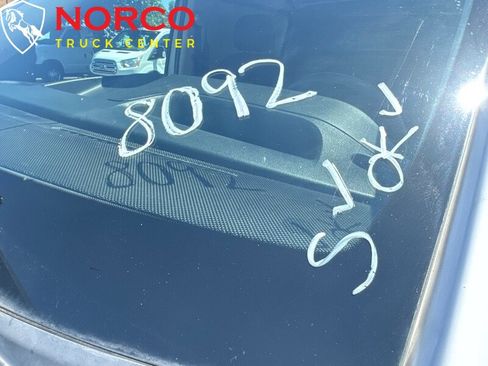 Used 2017 Mercedes-Benz Metris w/ Driver Efficiency Package image 27