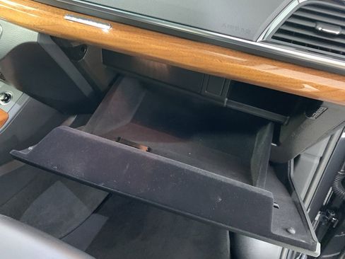 Used 2023 Audi Q5 2.0T Premium w/ Convenience Package image 44