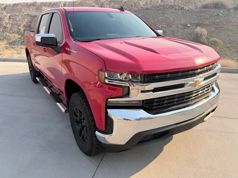 Used 2019 Chevrolet Silverado 1500 LT w/ All-Star Edition image 3