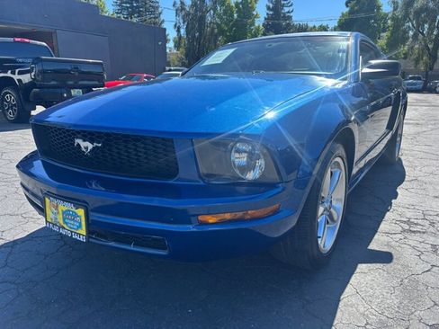 Used 2008 Ford Mustang GT Premium RWD image 8