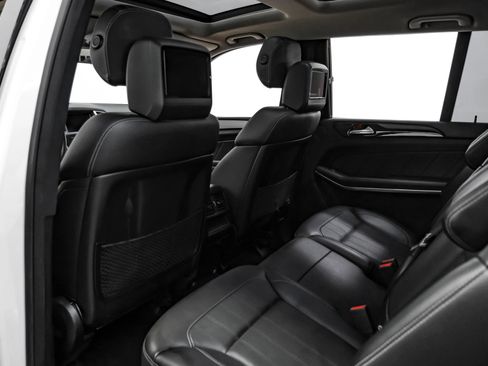 Used 2014 Mercedes-Benz GL 450 4MATIC image 33