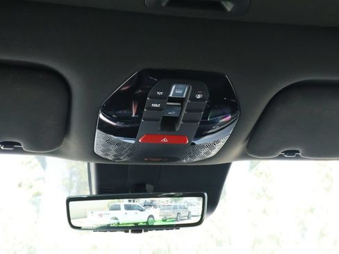 Used 2024 Kia EV9 GT-Line AWD/4WD image 28