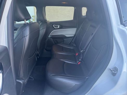 Used 2025 Jeep Compass Limited image 25