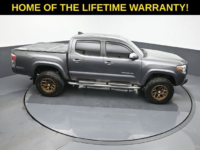 Used 2016 Toyota Tacoma Limited w/ Towing Package AWD/4WD image 54