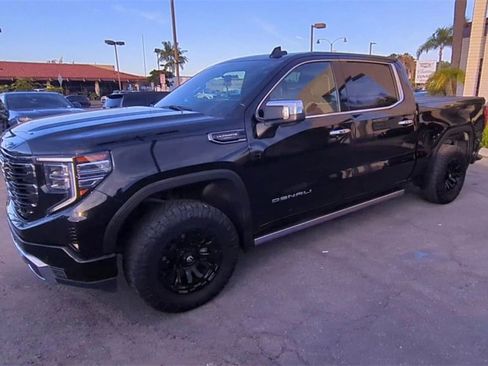 Used 2023 GMC Sierra 1500 Denali Ultimate image 5