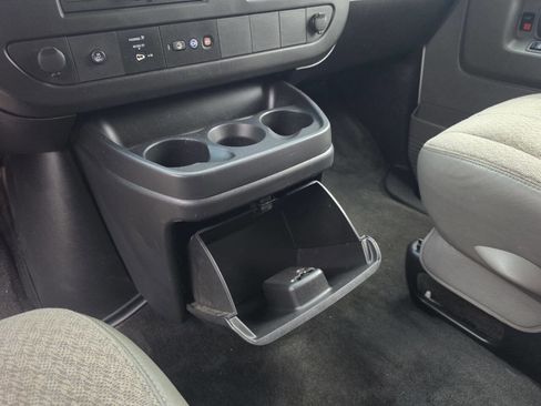 Used 2013 Chevrolet Express 2500 LT w/ LT Preferred Equipment Group image 19