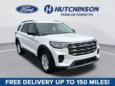 Certified 2026 Ford Explorer Active RWD image 1