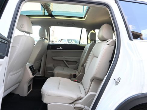 Used 2019 Volkswagen Atlas SEL R-Line image 17