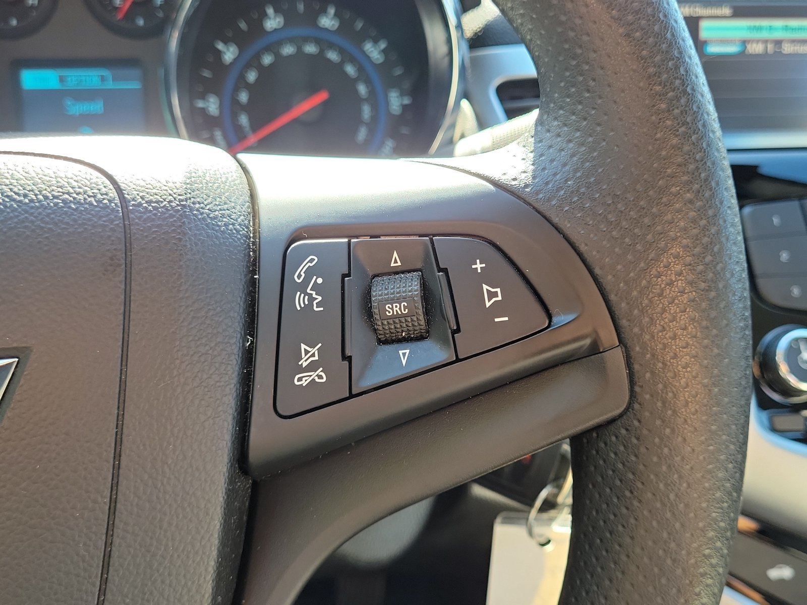 Used 2015 Chevrolet Cruze LT w/ Enhanced Safety Package FWD image 20