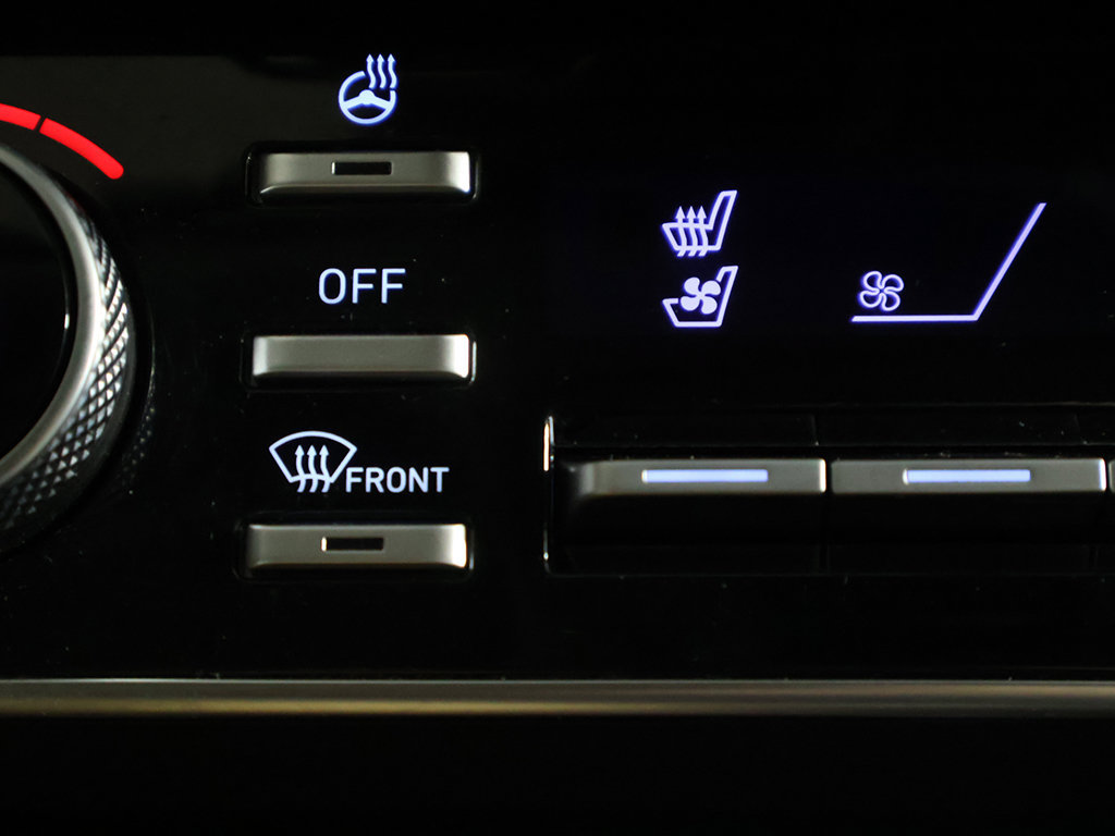 Certified 2023 Hyundai Sonata Limited FWD image 49