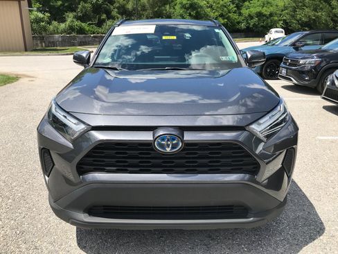 Certified 2023 Toyota RAV4 XLE AWD/4WD image 3