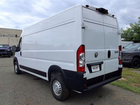 Used 2026 RAM ProMaster 2500 w/ Convenience Group FWD image 28