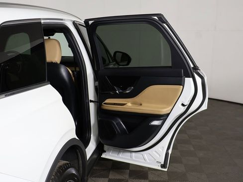 Used 2022 Lincoln Corsair Reserve w/ Elements Package image 23