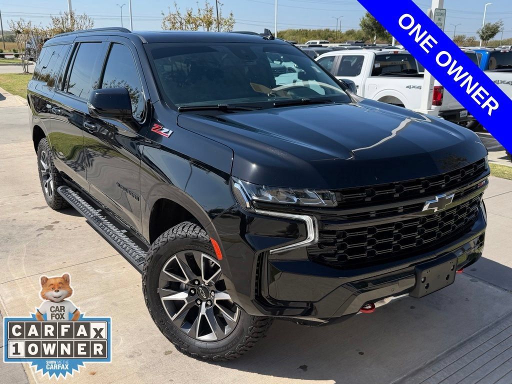 Used 2024 Chevrolet Suburban Z71 w/ Luxury Package AWD/4WD image 4