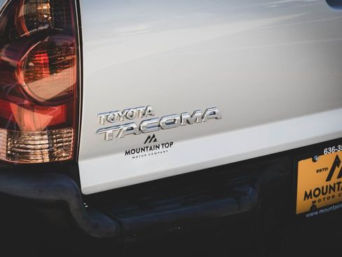 Used 2013 Toyota Tacoma 4x4 Regular Cab image 9