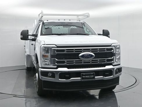 New 2024 Ford F350 XL w/ XL Chrome Package image 23
