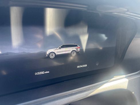 Certified 2026 Land Rover Range Rover Velar S AWD/4WD image 11