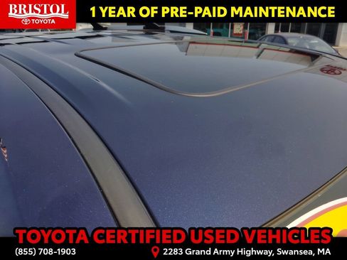 Certified 2023 Toyota Sienna Platinum AWD/4WD image 9