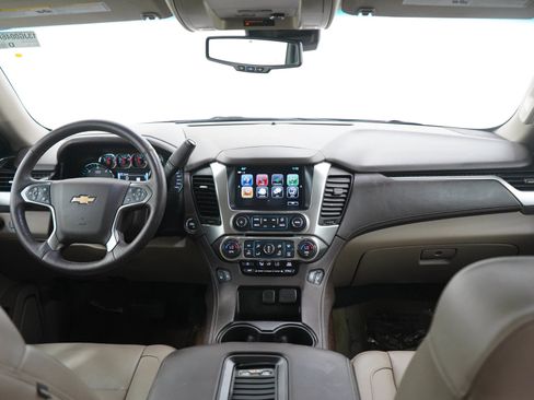 Used 2017 Chevrolet Tahoe LT w/ LT Signature Package AWD/4WD image 13