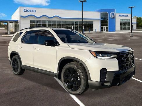 New 2026 Honda Pilot Black Edition image 7