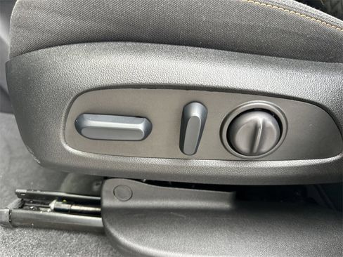 Certified 2024 Chevrolet Equinox LT image 15