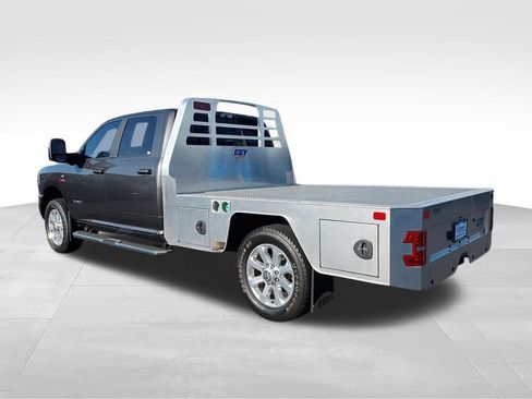 Used 2024 RAM 3500 Laramie w/ Sport Appearance Package AWD/4WD image 6