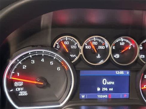 Used 2019 Chevrolet Silverado 1500 LT w/ Texas Edition image 16