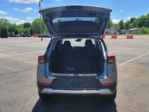 New 2026 Chevrolet TrailBlazer LT w/ LT Cold Weather Package FWD image 11