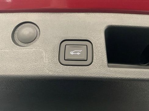 New 2026 Chevrolet Equinox LT w/ Convenience Package II image 31