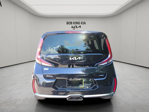 Used 2024 Kia Soul GT-Line FWD image 4