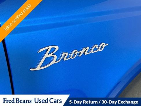 Used 2022 Ford Bronco Black Diamond image 10