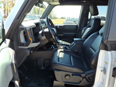 Used 2021 Ford Bronco Badlands image 29