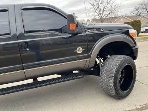 Used 2012 Ford F250 Lariat w/ Lariat Ultimate Pkg AWD/4WD image 15